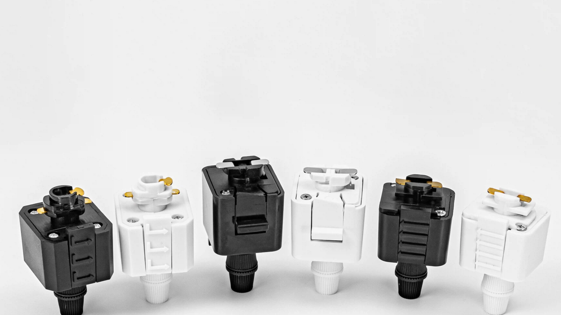 Kiven black and white track light connectors, compatible with H, J, L track rails for LED track lighting fixtures