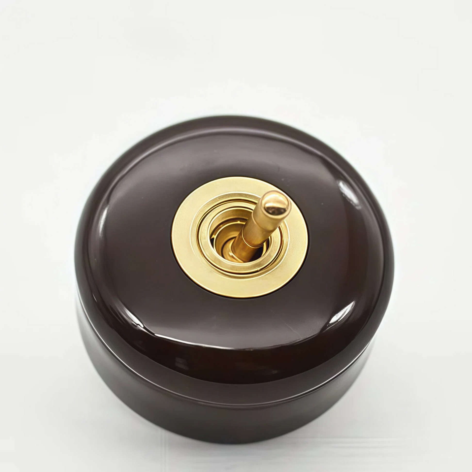 Retro Ceramic Toggle Switch: Creative Solid Brass Rod Lighting Controller for Vintage-Style B&Bs, Cafés & Dining Areas