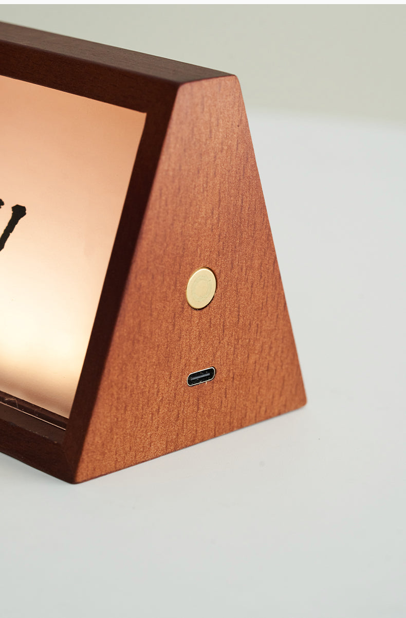 Kiven Magnetic charging light board, retro decoration, creative decorative item for the entrance hall of a vintage living room