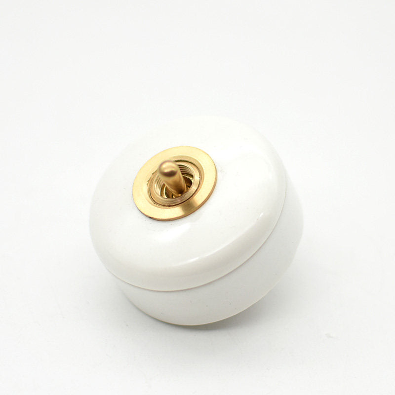 Retro Ceramic Toggle Switch: Creative Solid Brass Rod Lighting Controller for Vintage-Style B&Bs, Cafés & Dining Areas