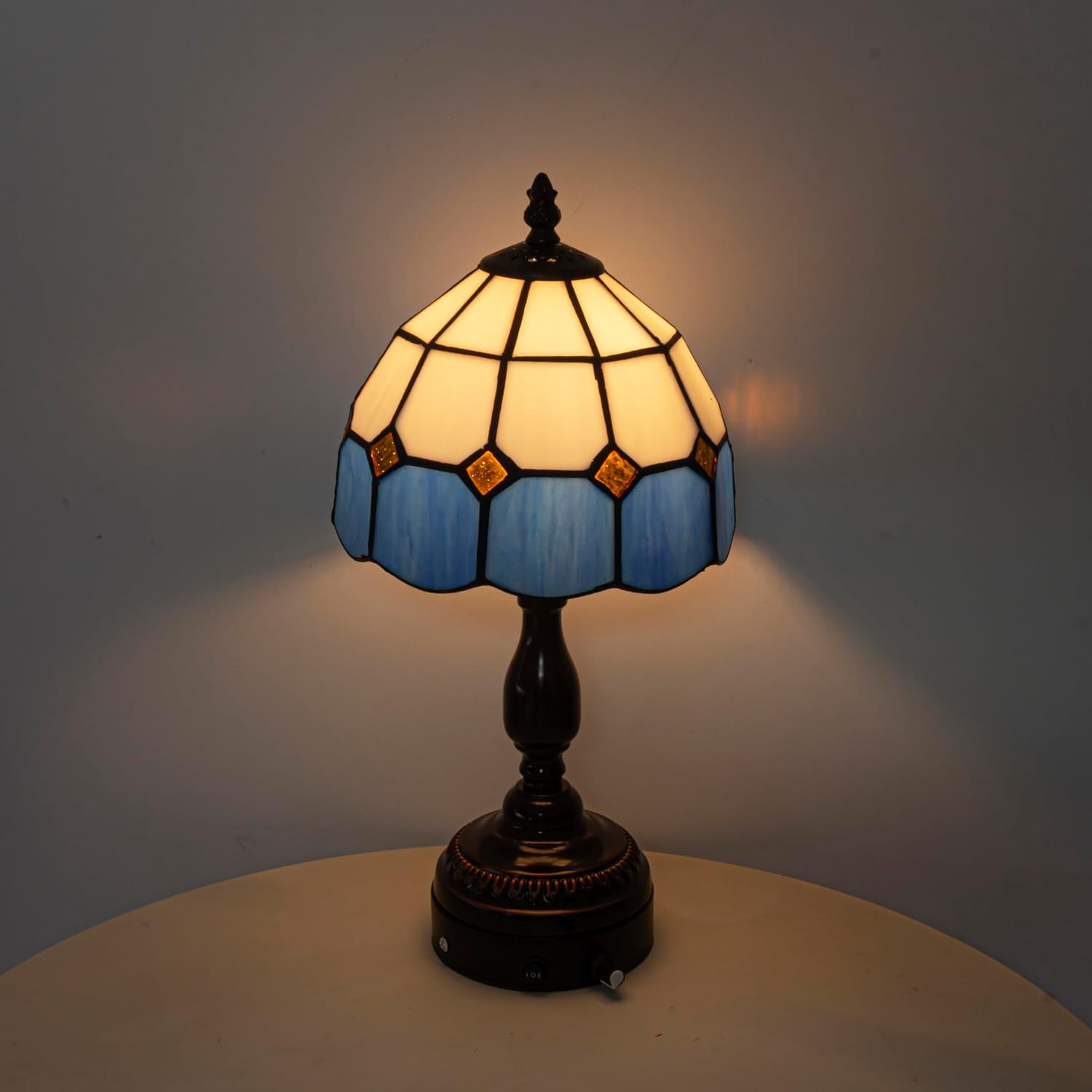 Kiven Cordless Table Lamp, Dimmable Bedside Lamps for Nightstand with Glass Lampshade, Tiffany-Style Rechargeable Desk Lamp for Reading Home Decor Bedside,1-Light