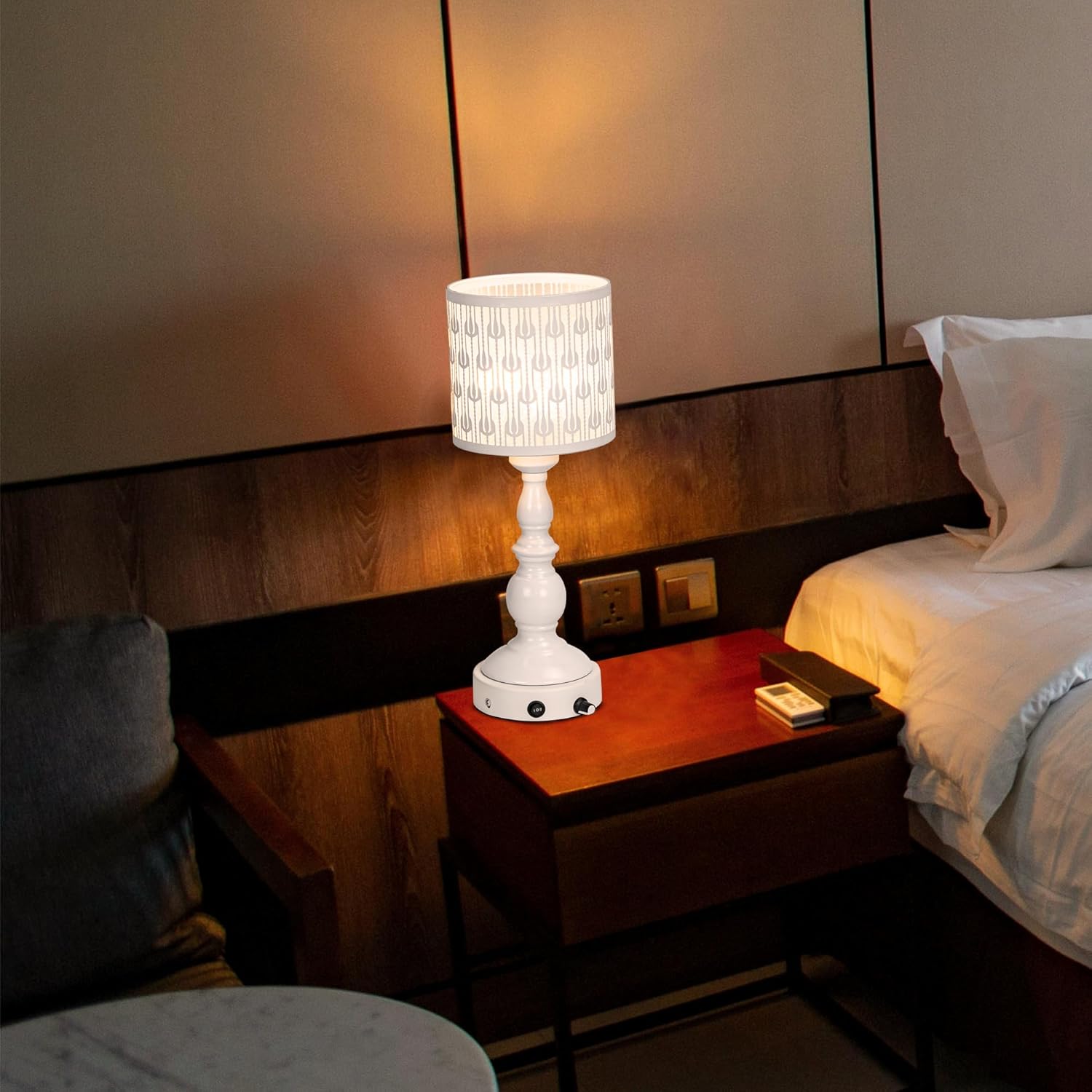 Kiven Cordless Table Lamp,Dimmable Rustic Farmhouse Bedside Desk Lamps with Metal Lampshade,2700K Warm White, Rechargeable Nightstand Lamp for Office Home Decor Bedside DZ0477-W
