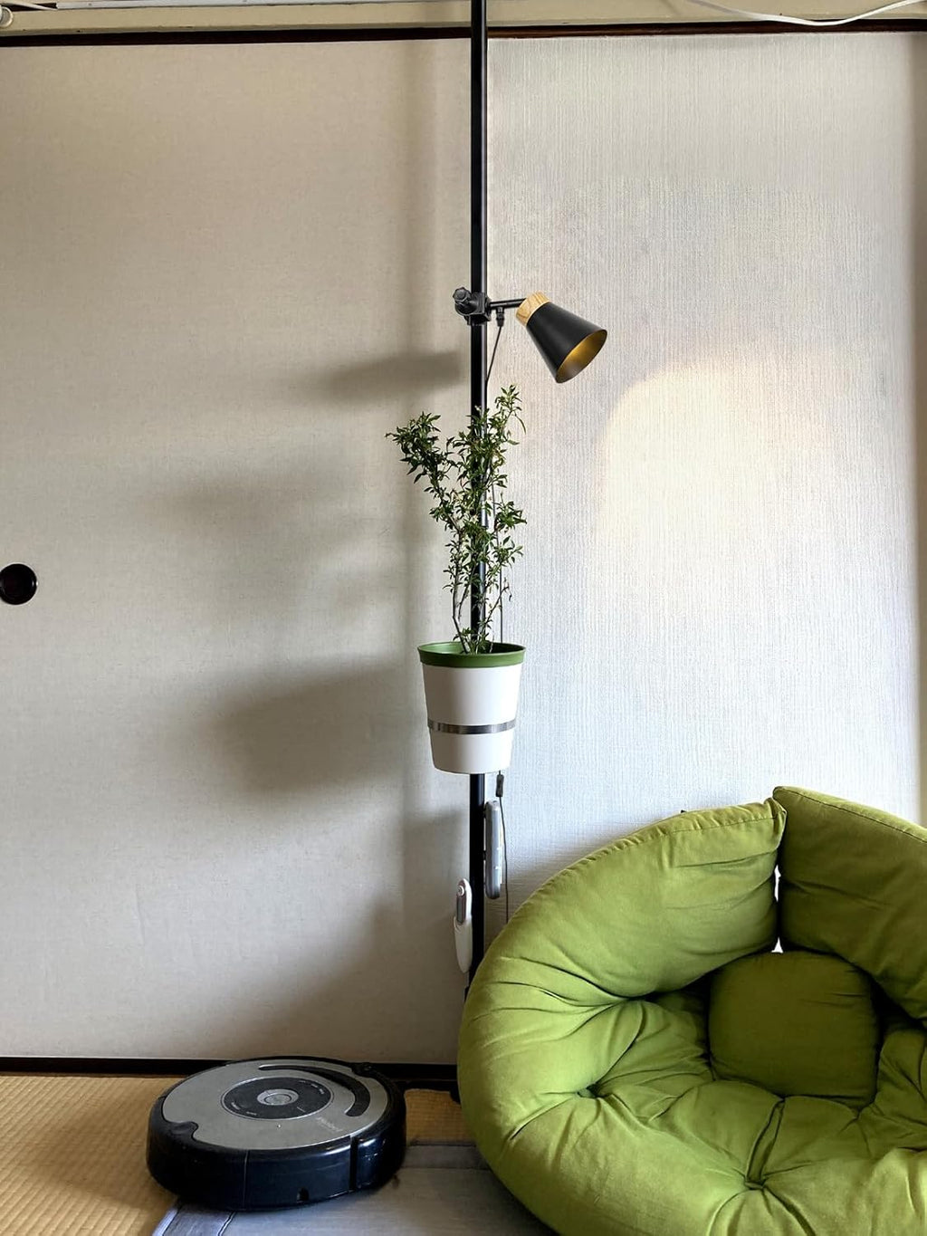 Kiven  Vertical Accessories, Spotlight, Tension Rod Compatible, Adjustable, Lamp Arm, Fixable to Vertical Accessories, Clip Light, E26, Retro, New Lifestyle, Rental Lighting, Reading Light