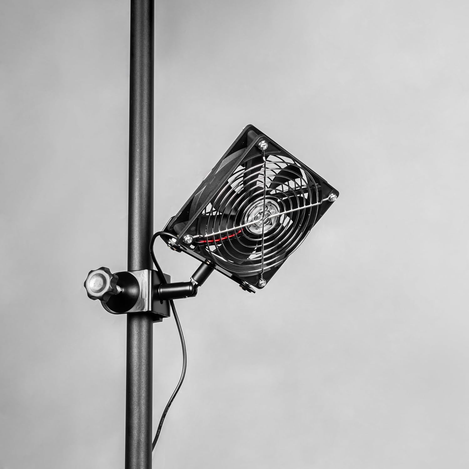 Kiven Plant Growth Blower, Plant Circulator, Clip - on Type, Suitable for Rod - Shaped and Other Longitudinal Items, with USB Cable, for Warehouse Use, Foliage Plants, Prevents Root Rot, Air Circulation, Black Body