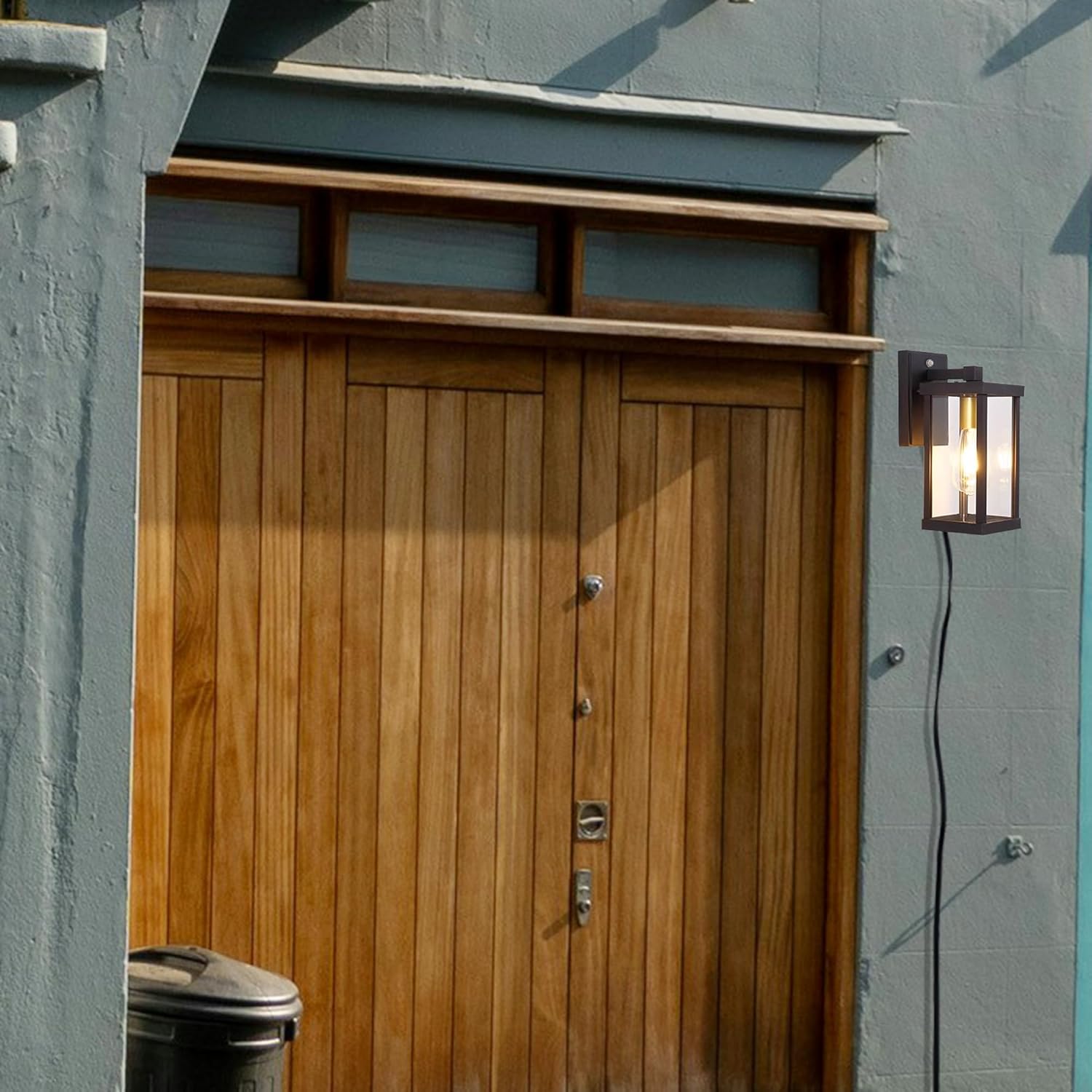 Kiven Waterproof Plug-in Dusk to Dawn Modern Wall Lantern | No-Wire Auto On/Off Outdoor Light