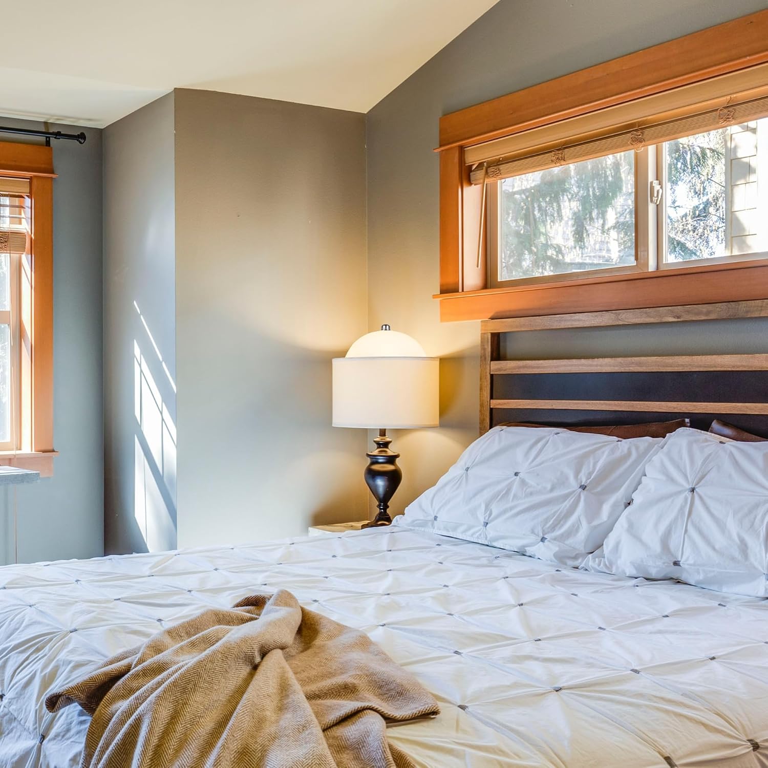 Kiven Clip On Shade for Ceiling Light Bulb,8.6in Lamp Diffuser Shade with Lamp Shade Harp Holder, Acrylic Lamp Shade Diffusers for Ceiling Light Table Lamp, Fits 9-13" Openings, White, 1 Pack