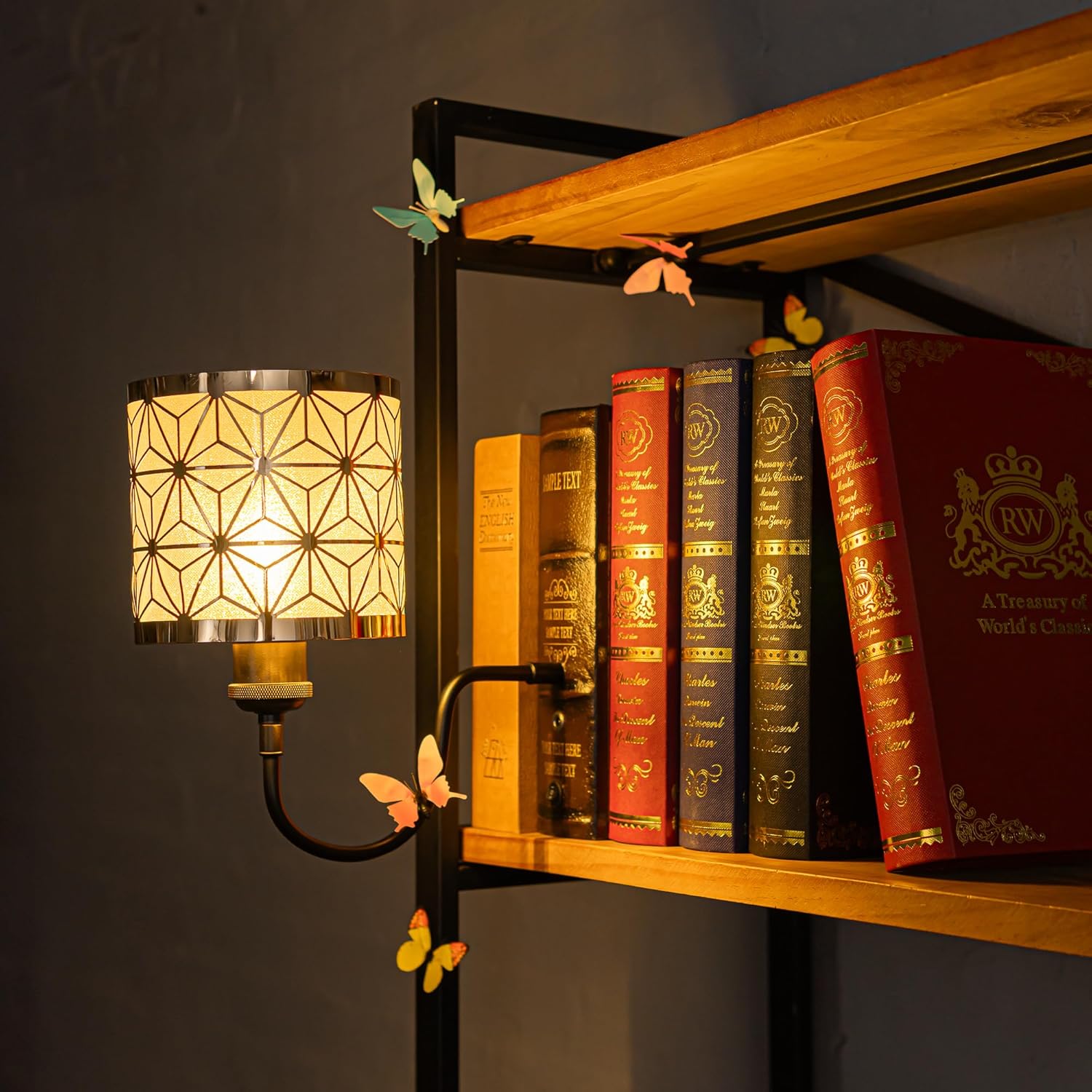 Kiven Cordless Bookshelf Lamp, Rechargeable Bookcase Lighting with Iron Lampshade, Farmhouse Decorative Bookend, Cordless Table Lamp for Bedside Bookshelf Cabinet Home Decor DZ0476-D