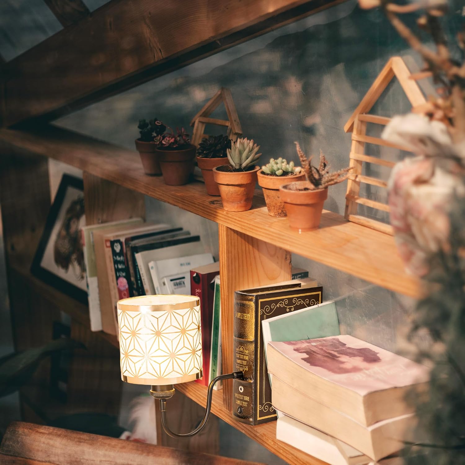 Kiven Cordless Bookshelf Lamp, Rechargeable Bookcase Lighting with Iron Lampshade, Farmhouse Decorative Bookend, Cordless Table Lamp for Bedside Bookshelf Cabinet Home Decor DZ0476-D