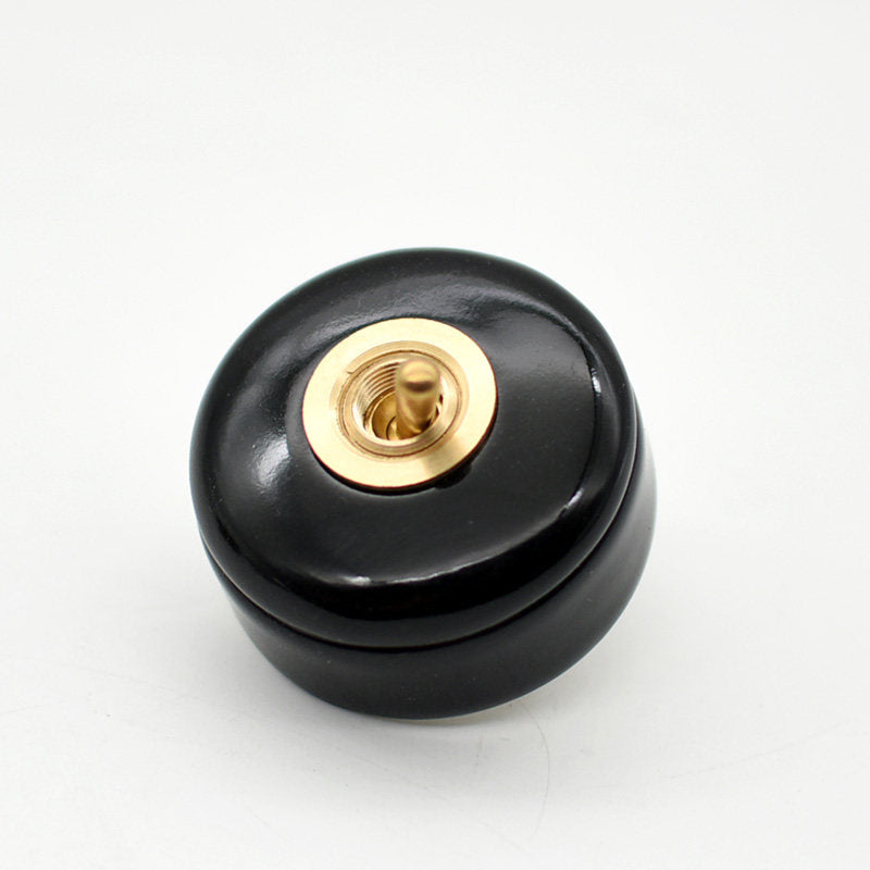 Retro Ceramic Toggle Switch: Creative Solid Brass Rod Lighting Controller for Vintage-Style B&Bs, Cafés & Dining Areas